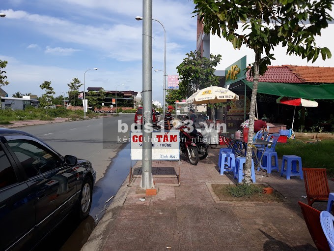 Mặt tiền Nguyễn Công Bình, Cặp 2 nền liền kề, TP Mỹ Tho. Ấp 2. Hướng Bắc.
