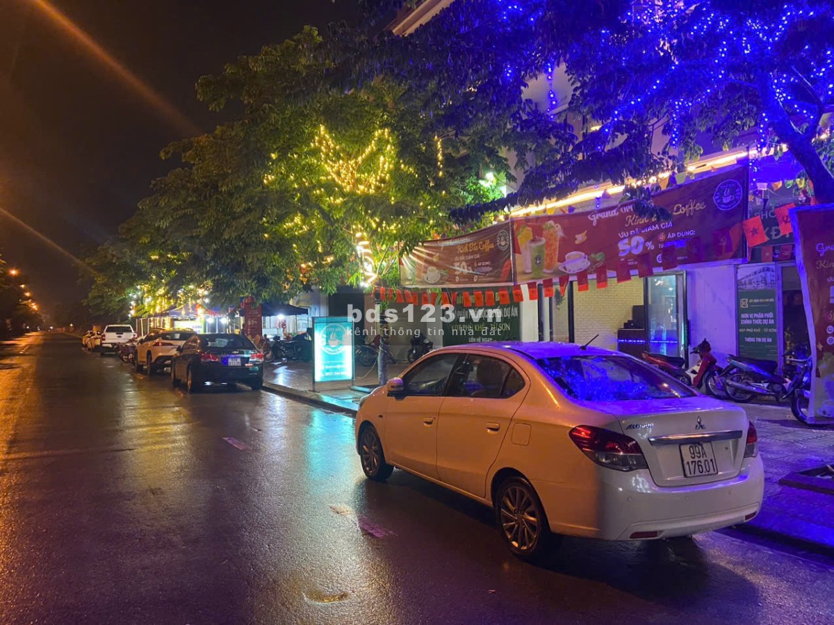 Bán 2 suất ngoại giao Shophouse KĐT Phù Khê, trục chính Nguyễn Văn Cừ cách Đông Anh, Hà Nội 300m