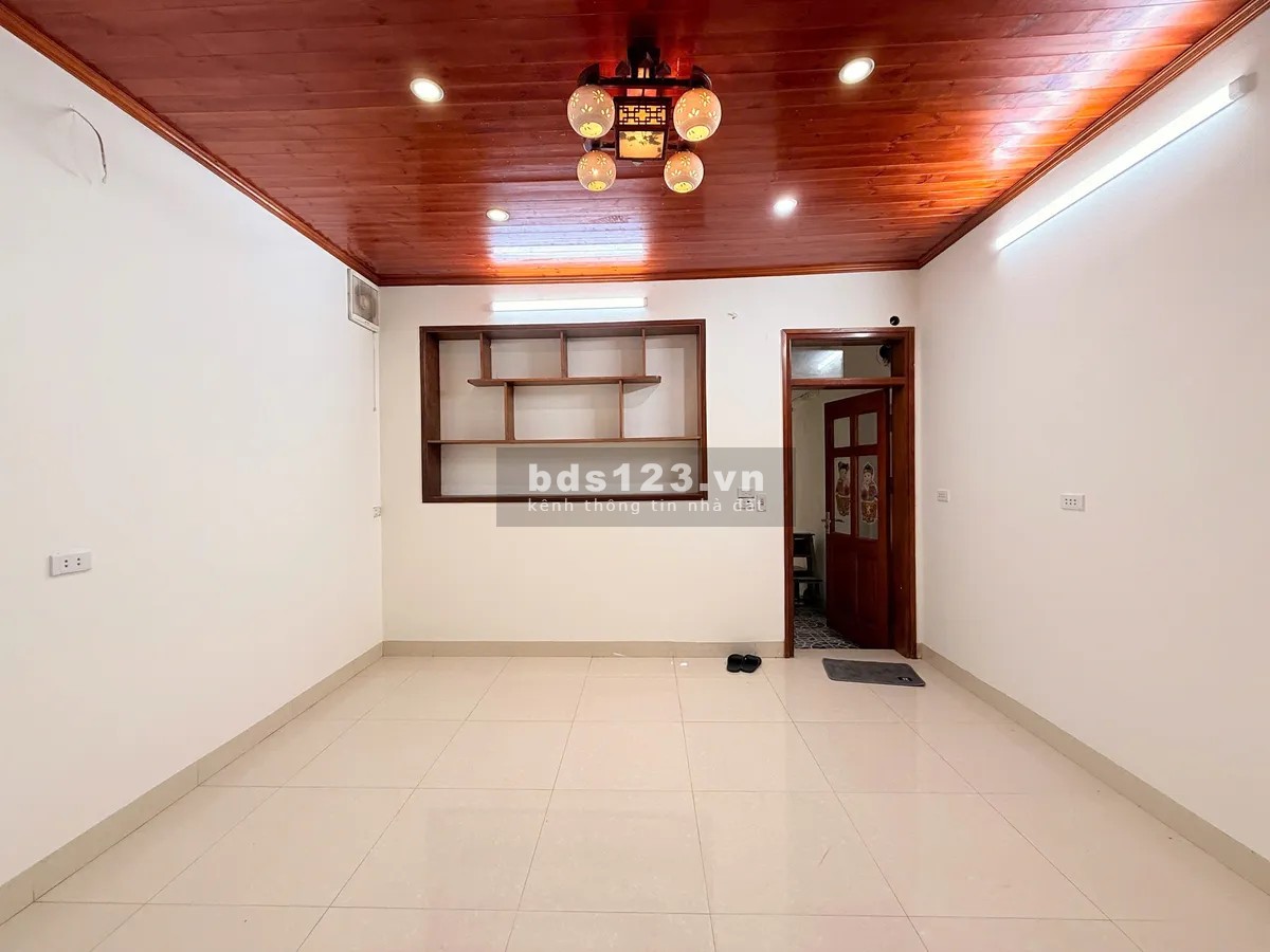 Bán nhà Ngọc Hồi, 34m2 xây 4 tầng, 3 ngủ, giá 4.95 tỷ ngay TT…
