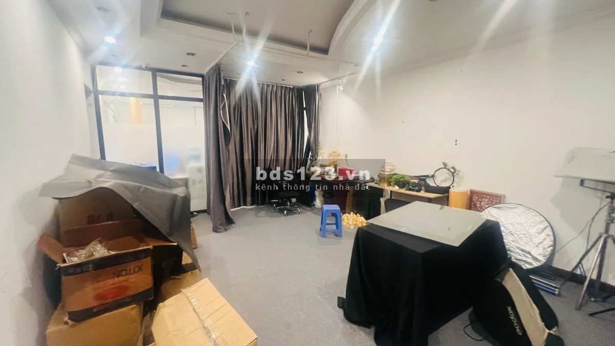 Chỉ 38 tỷ nhà mặt phố Trương Định, Hai Bà Trưng, 83m2, kinh doanh đỉnh