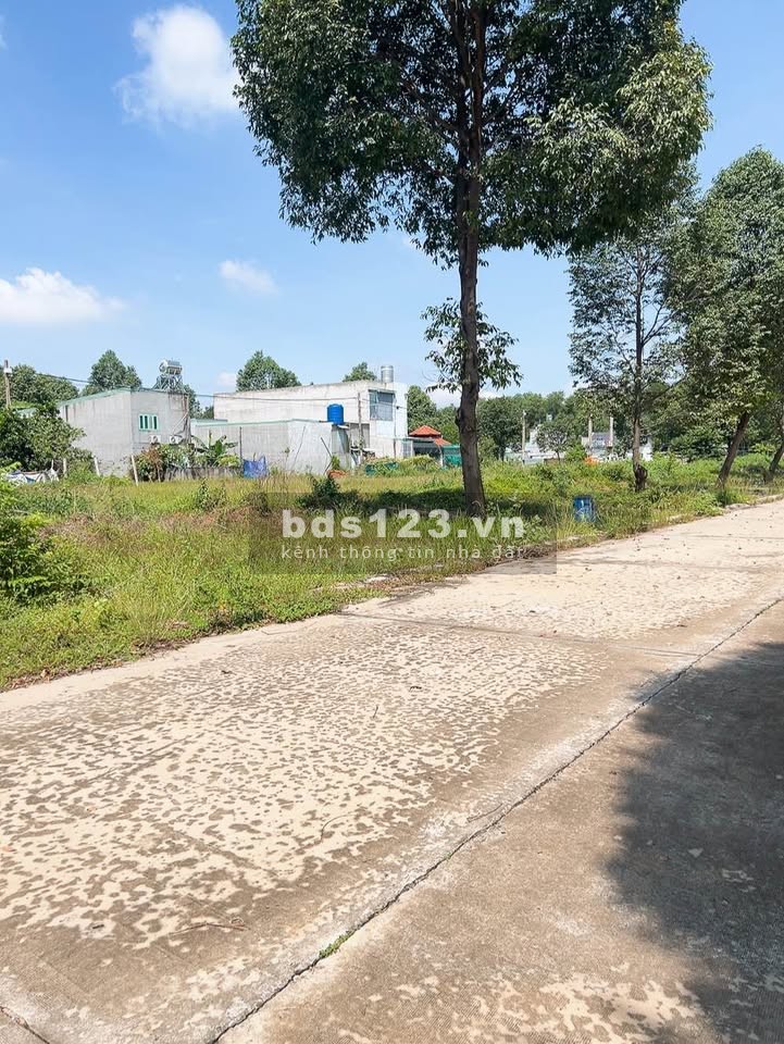 Đất thổ cư 100m² tại Thủ Dầu Một – Sổ riêng, dân cư đông