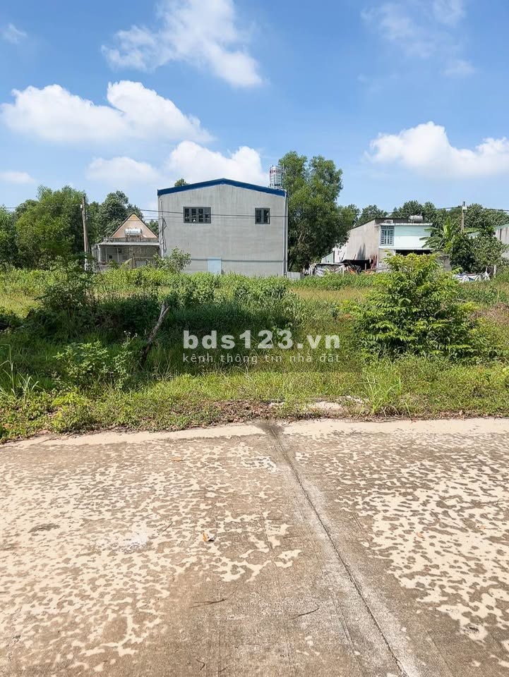 Đất thổ cư 100m² tại Thủ Dầu Một – Sổ riêng, dân cư đông