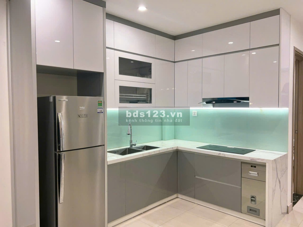 Cần cho thuê CH đẹp 2PN, 2WC, ban công Đông Nam, full đầy đủ, tại Vinhomes Ocean Park 1,chỉ 8.5 tr