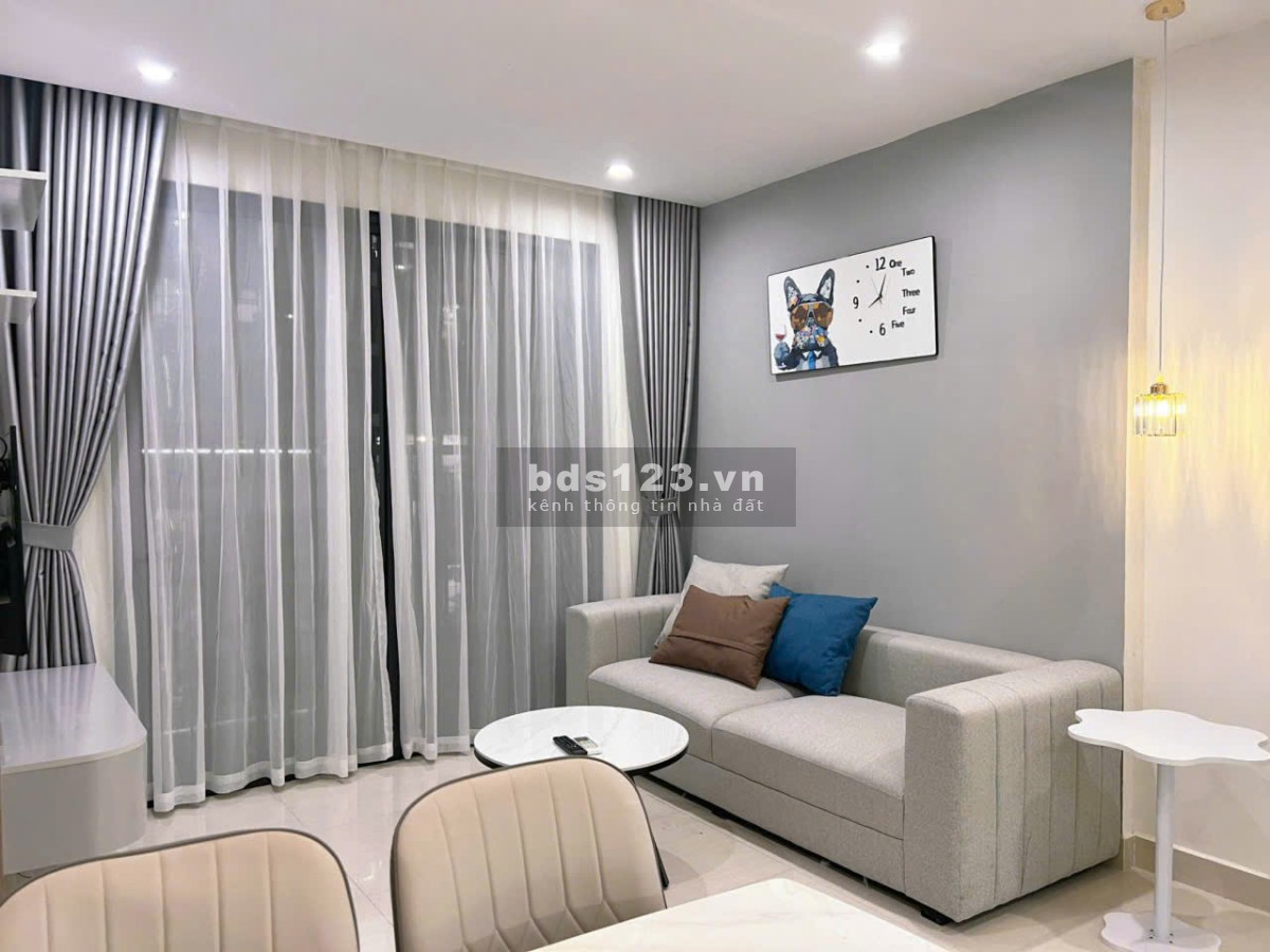 Cần cho thuê CH đẹp 2PN, 2WC, ban công Đông Nam, full đầy đủ, tại Vinhomes Ocean Park 1,chỉ 8.5 tr