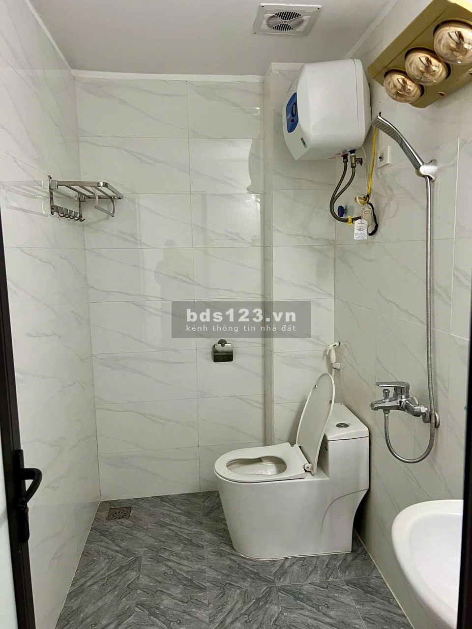  Bán nhà Tô Hiệu – Hà Đông – cách phố 20m – 4 tầng chắc chắn – tiện ở, làm VP