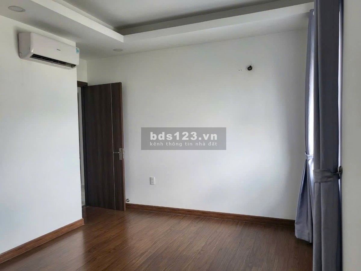 Chung cư Phúc Yên,Tân Bình: 95m2,3p ngủ, 2wc, NT, 11tr/th