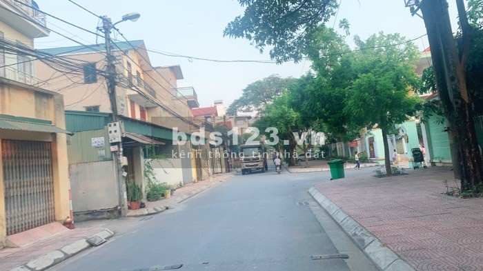Bán đất nền cho anh chị em xây nhà ở hoặc để đầu tư xinh lời. Giá 4,6 tỷ
