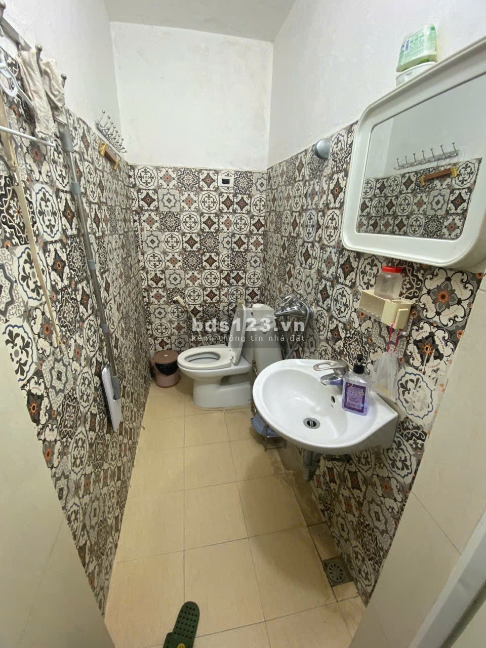 Cho thuê nhà 4 tầng tại Ngõ 84 Ngọc Khánh, Ba Đình. Kinh doanh hoặc CHDV. Chỉ 12tr