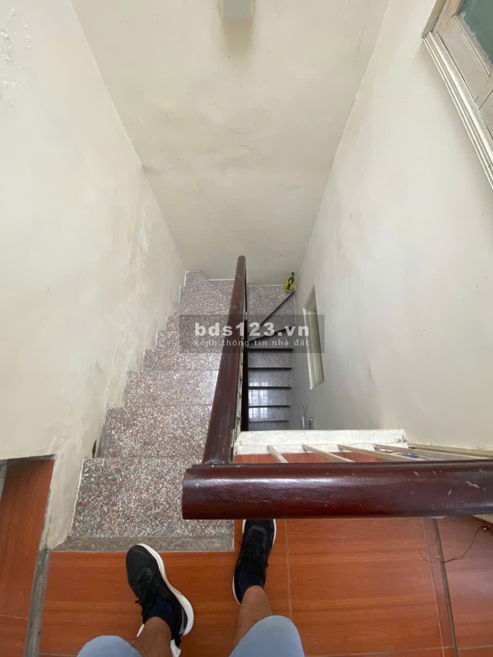 Cho thuê nhà 4 tầng tại Ngõ 84 Ngọc Khánh, Ba Đình. Kinh doanh hoặc CHDV. Chỉ 12tr