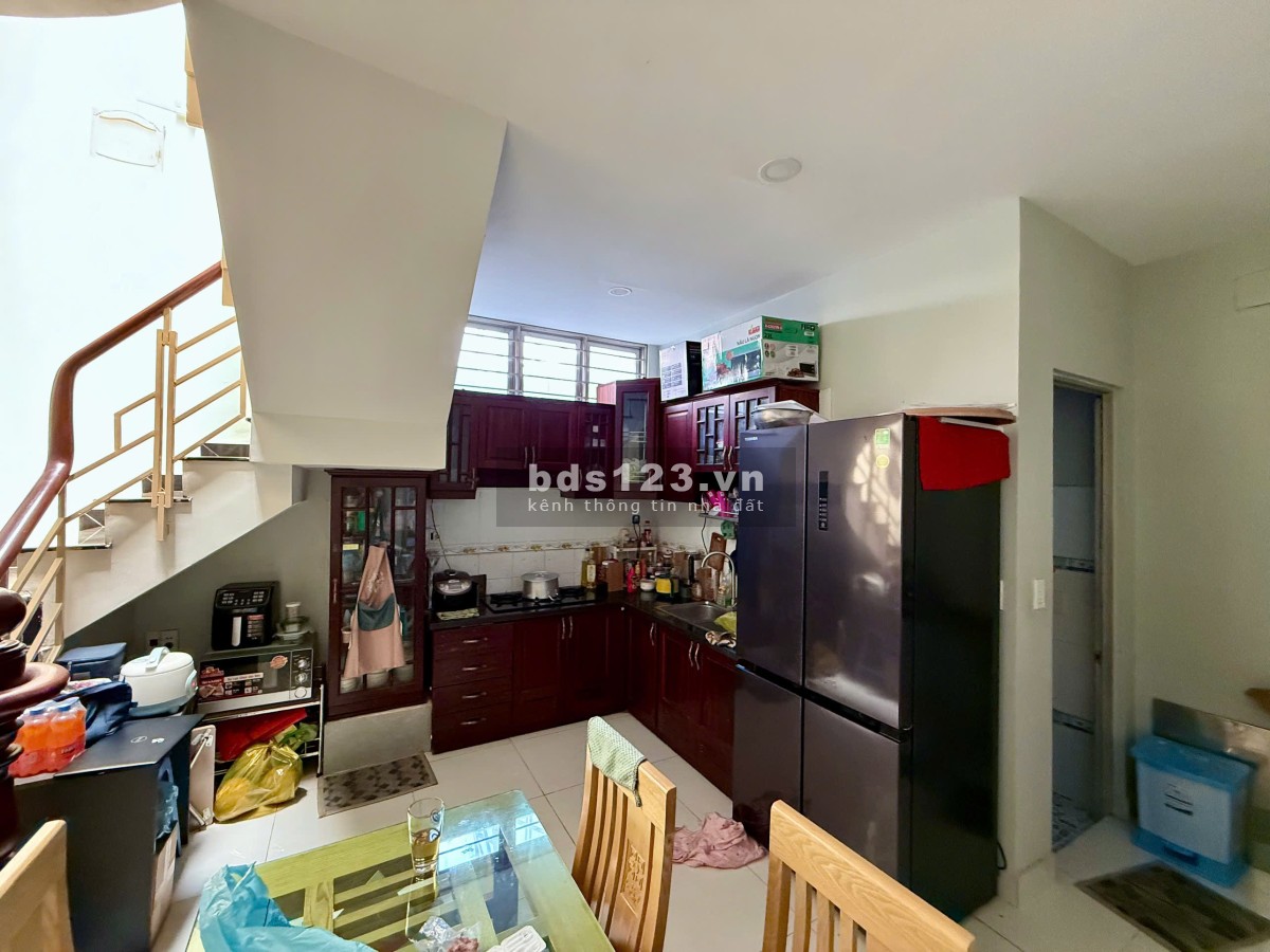NHÀ ĐẸP – AN NINH – GIÁ TỐT – CHÍNH CHỦ - 70m2 - Huỳnh Tấn Phát Q7