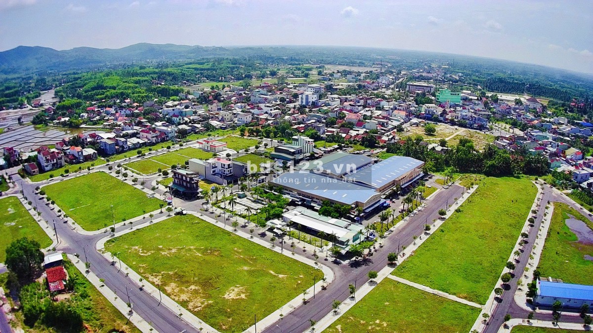 Tin Vui!! Đất Nền Khu Phố Chợ Đông Phú trong giai đoạn ra sổ, cơ hội vàng cho quý anh chị đầu tư.