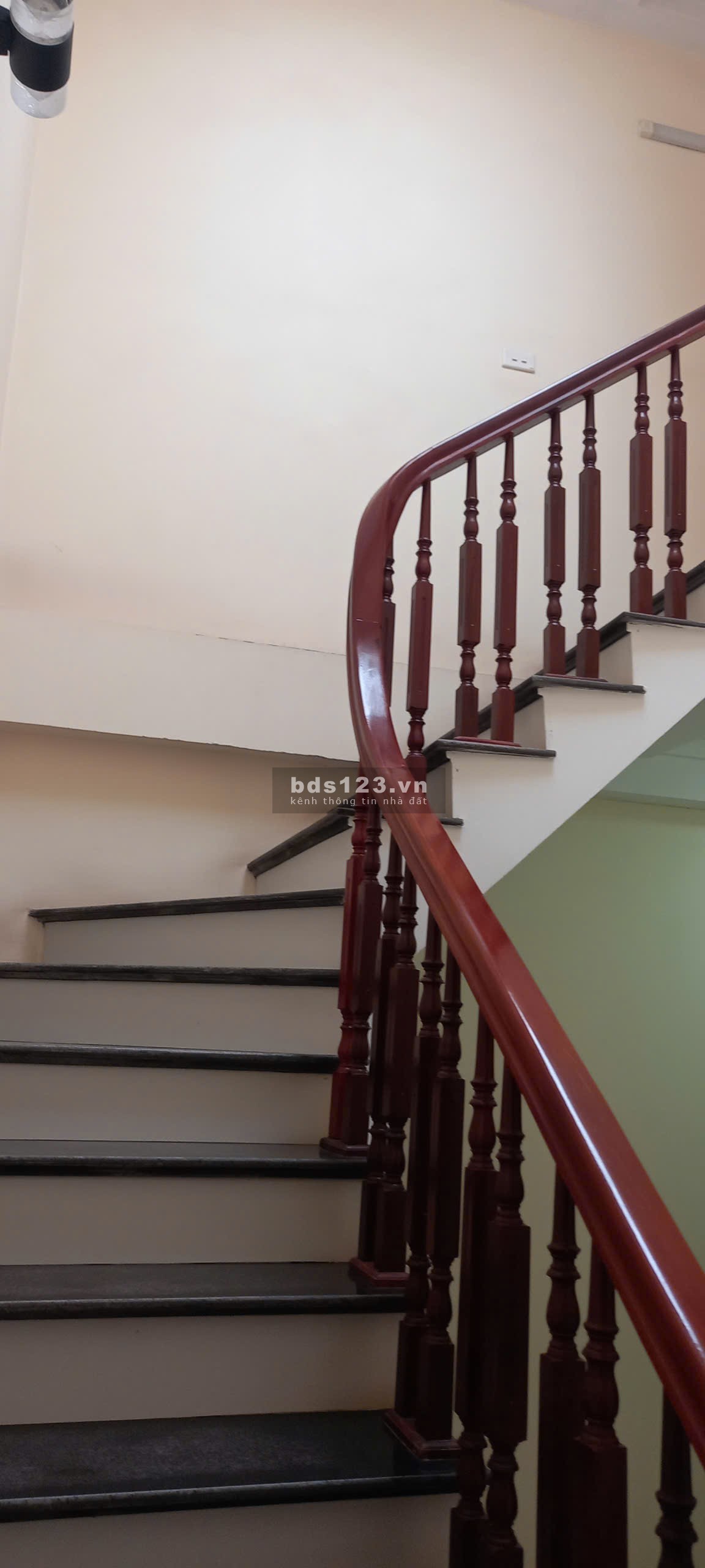 Nhà Phân Lô 4 Tầng, Trung Tâm Hoài Đức, Kinh Doanh, Ô Tô Tránh