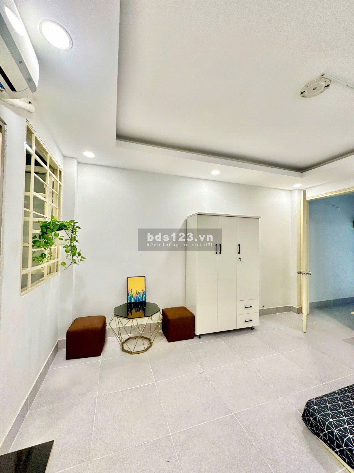 Phòng thoáng đẹp đầy đủ nội thất sát Phạm Văn Đồng gần sân bay giá rẻ dịp hè