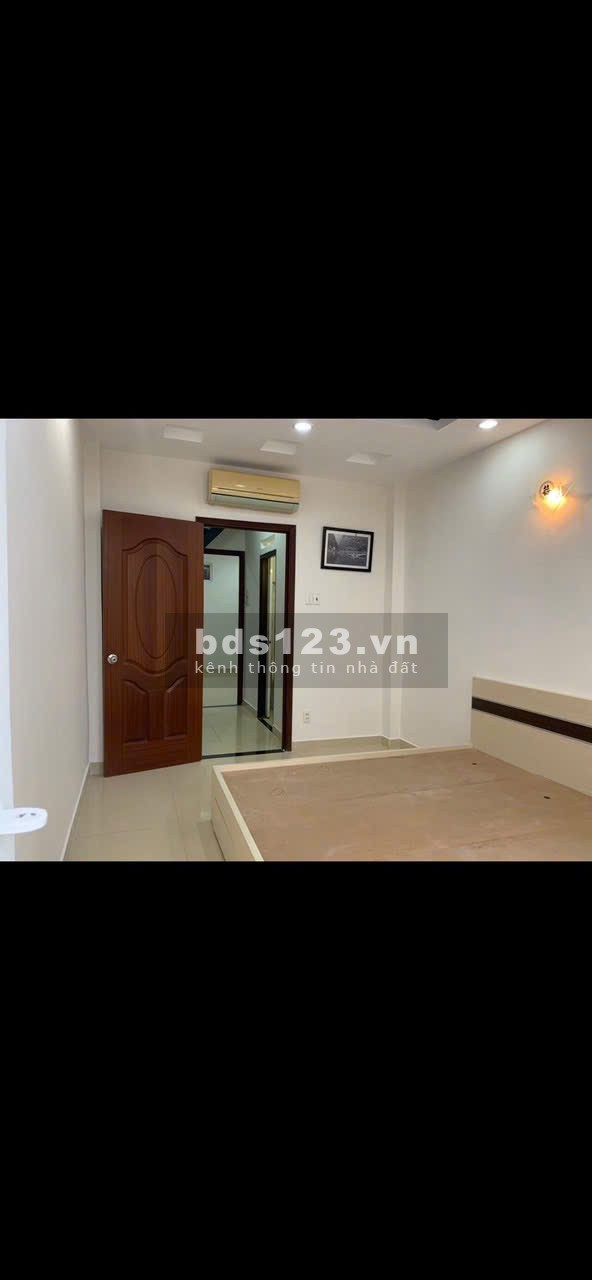 Bán nhà TK18/22 Nguyễn Cảnh Trân, Q1