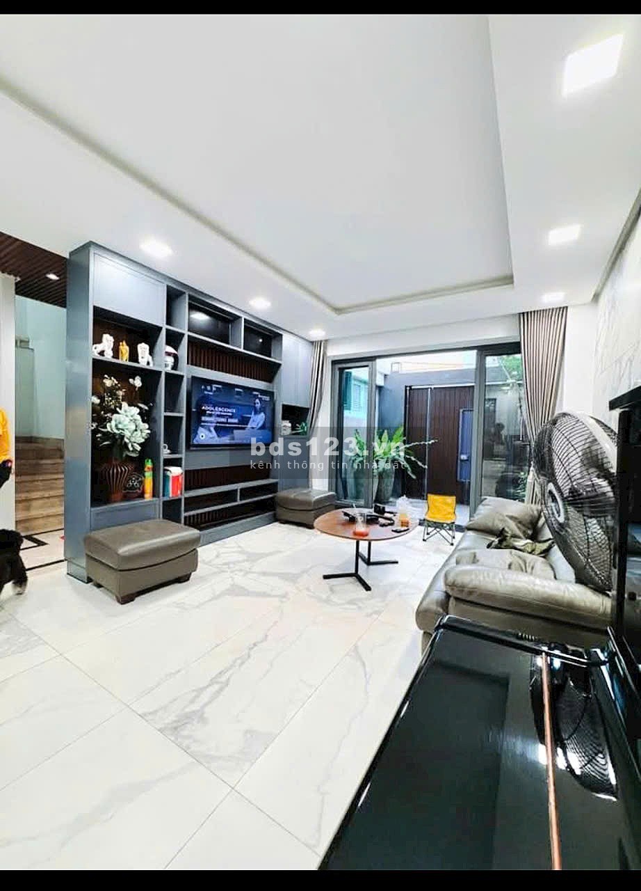 Gấp! Bán giảm 1 tỷ nhà biệt thự Nguyễn Thông, P.9, Q.3 – đẳng cấp, nội thất Ý, giá sốc 28 tỷ