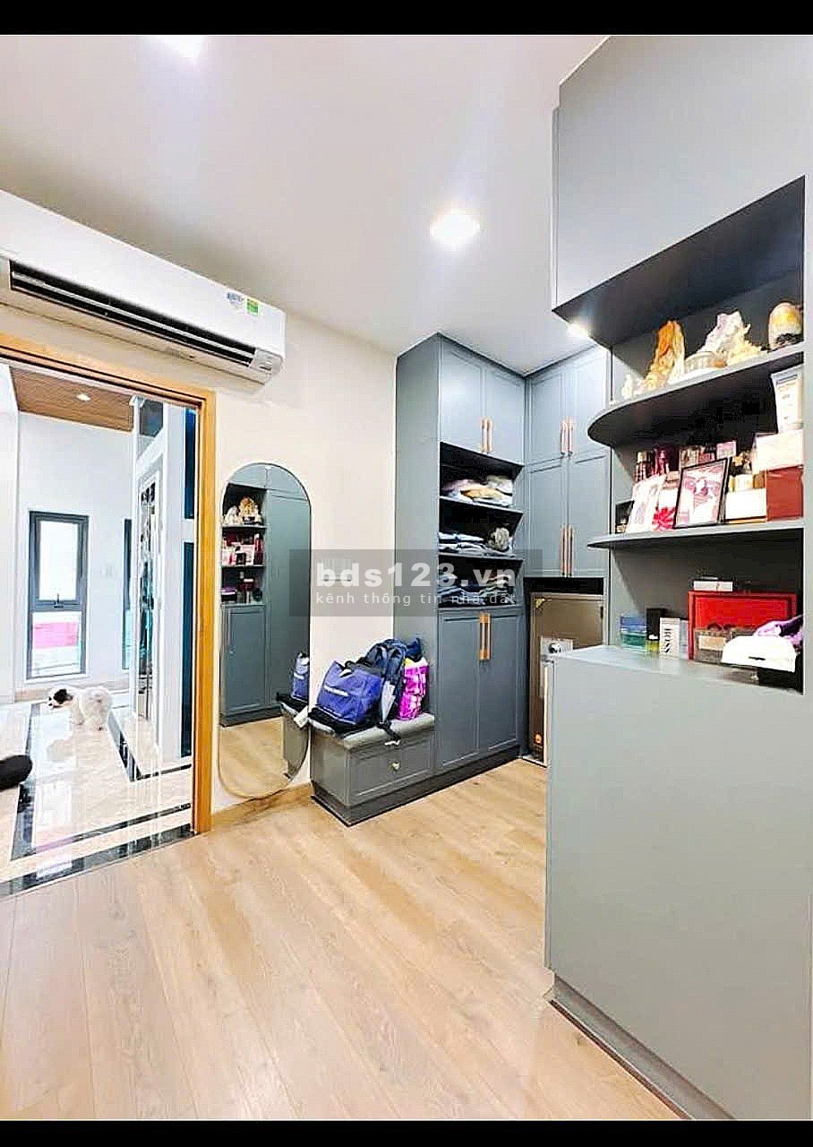 Gấp! Bán giảm 1 tỷ nhà biệt thự Nguyễn Thông, P.9, Q.3 – đẳng cấp, nội thất Ý, giá sốc 28 tỷ