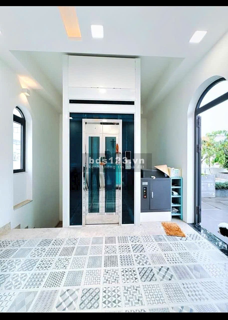 Gấp! Bán giảm 1 tỷ nhà biệt thự Nguyễn Thông, P.9, Q.3 – đẳng cấp, nội thất Ý, giá sốc 28 tỷ