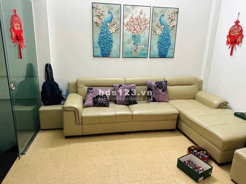 Bán nhà ngõ ô tô 47m2 x 5 tầng Ngọc Hồi, gần viện Nội Tiết TW, giá nhỉnh 7 tỷ