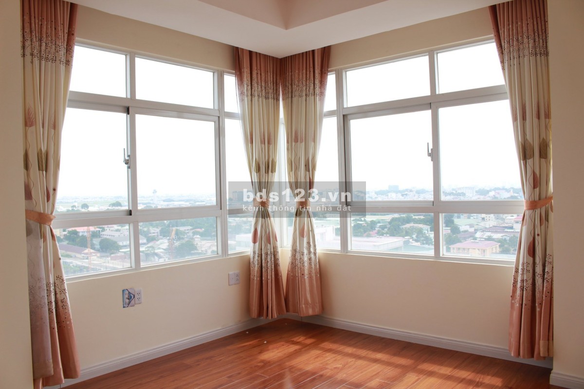 Bán gấp căn hộ Cộng Hòa Plaza, 3Pn.2Wc Sổ Hồng 5.7Tỷ - Xem Nhà 24/7 Tel 0846616468 Quang Tèo