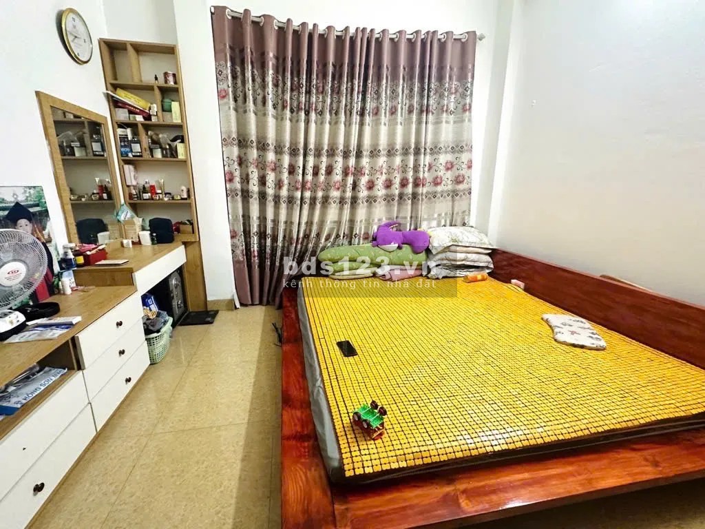 Bán nhà ngõ ô tô 47m2 x 5 tầng Ngọc Hồi, gần viện Nội Tiết TW, giá nhỉnh 7 tỷ