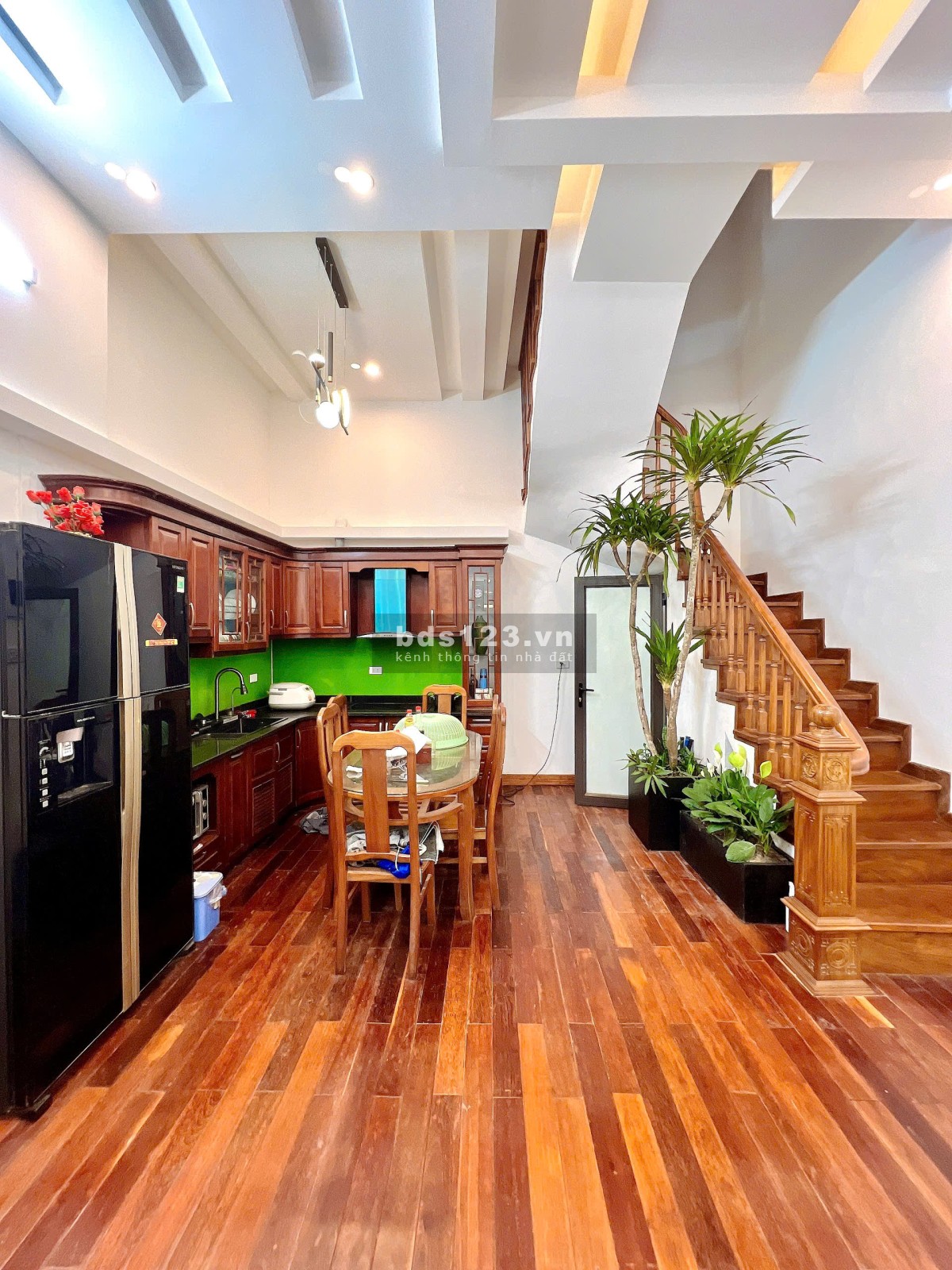 Bán nhà Minh Khai 60m2 x 4 tầng giá rẻ sổ đỏ chính chủ (Ảnh thật)