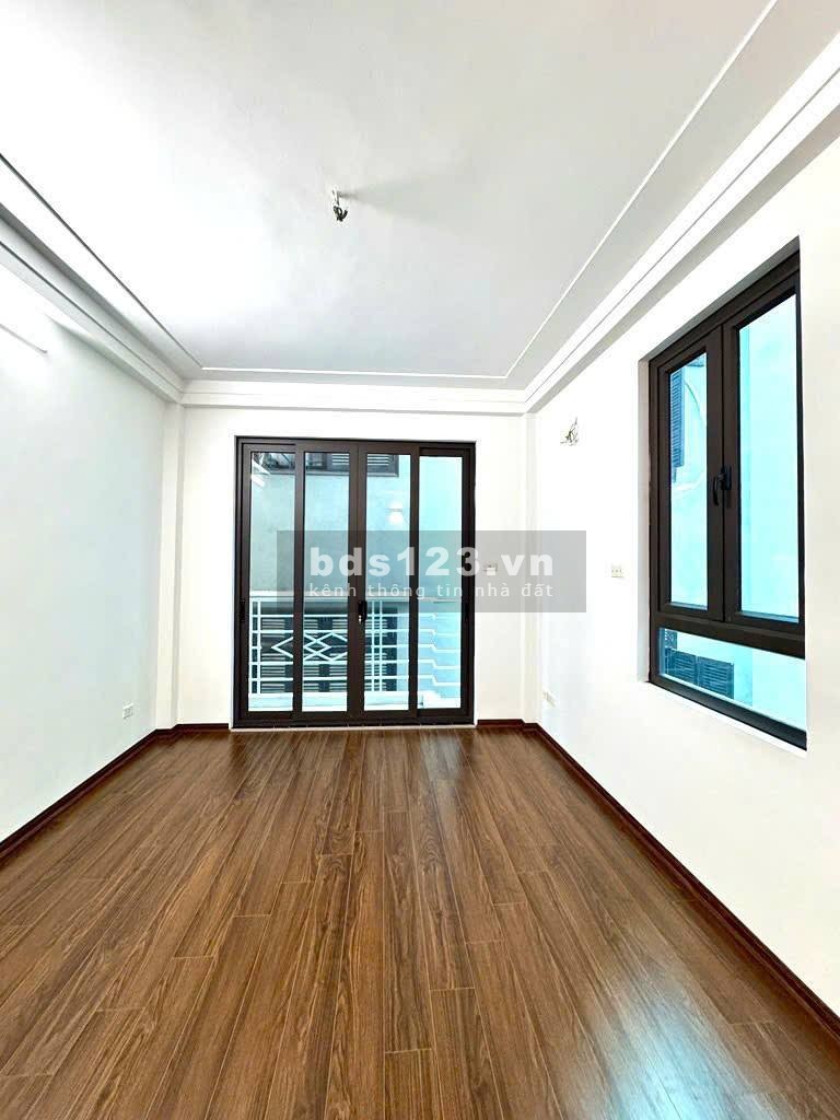 Nguyễn Đức Cảnh - Hoàng Mai : 28m - 6 tỷ ( còn thương lượng)LÔ GÓC - HAI MẶT THOÁNG - NGÕ THÔNG