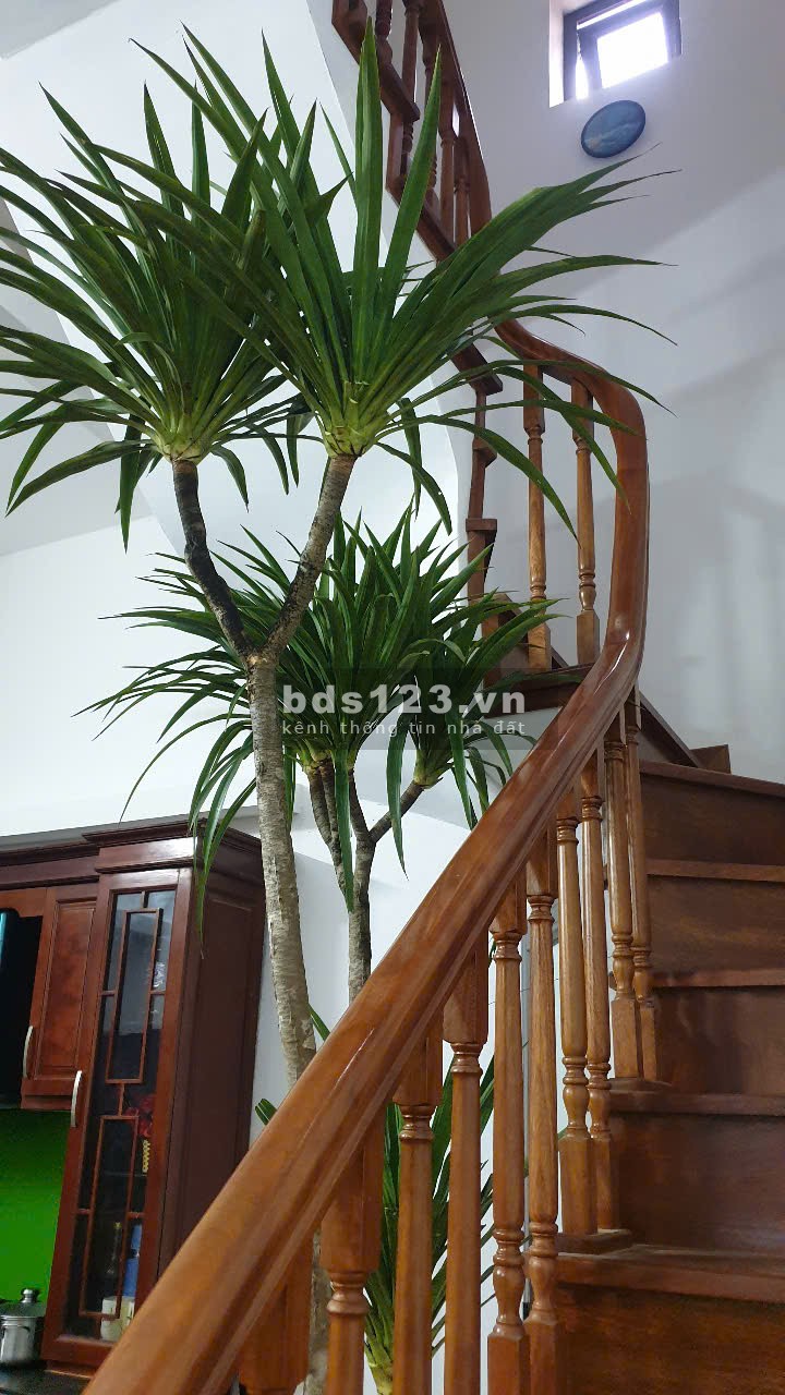 Bán nhà Minh Khai 60m2 x 4 tầng giá rẻ sổ đỏ chính chủ (Ảnh thật)