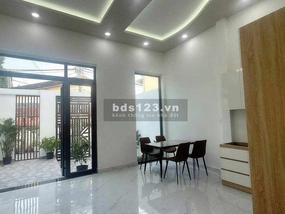 Cần bán gấp nhà phường Tân Chánh Hiệp Q12, 6x13m, gần nhà thờ Tân Hưng, hẻm xe 7 chỗ