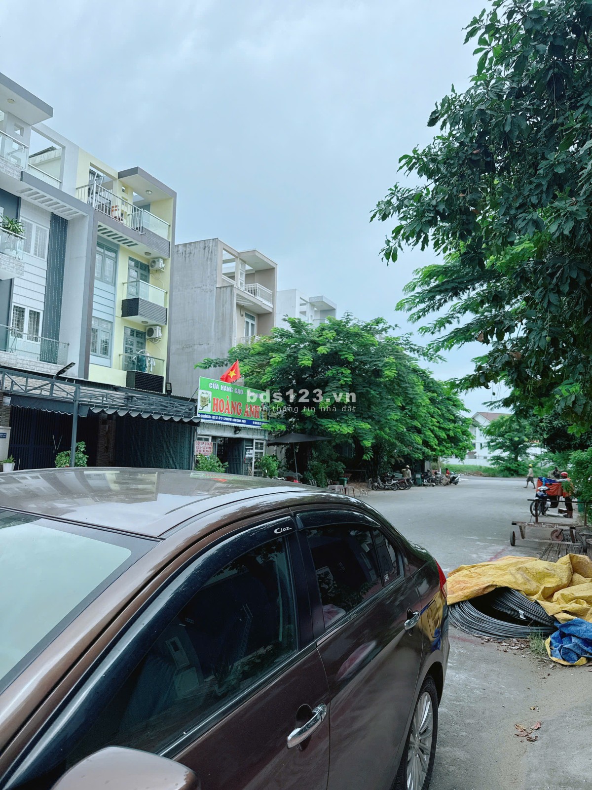 Cần bán gấp nền đất lô C - 100m2 - ĐN - đường14m giá 50 Tr/m2 ở KDC 13E