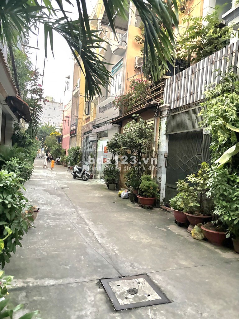Chỉ 11.7 tỷ – Bán đất tặng nhà 2 tầng – Hẻm xe hơi Nguyễn Xí – P13, Bình Thạnh