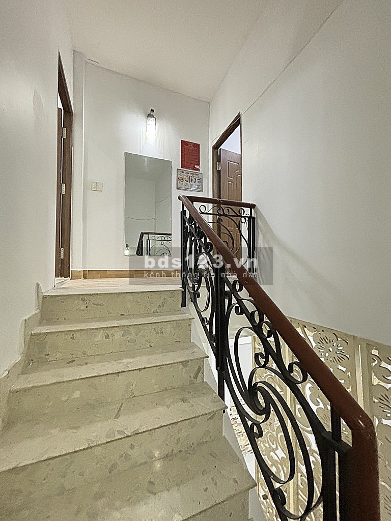 Chỉ 11.7 tỷ – Bán đất tặng nhà 2 tầng – Hẻm xe hơi Nguyễn Xí – P13, Bình Thạnh