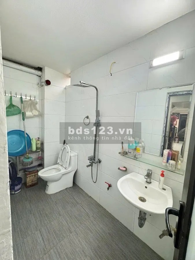 Bán nhà Tựu Liệt, 40m2 x 4 tầng, mặt tiền 4m, giá 4.5 tỷ