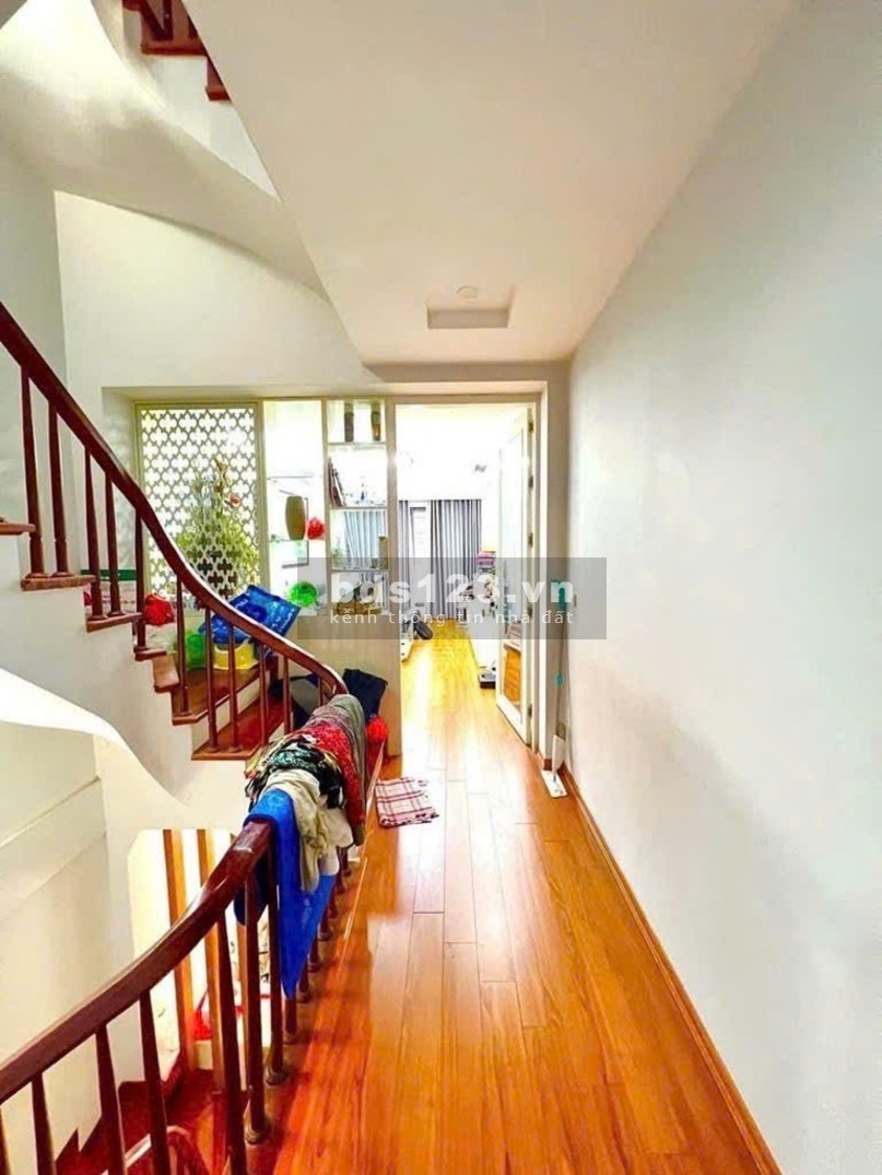 Nhà đẹp chỉ còn 1 căn duy nhất tại Yên Hoà Cầu Giấy , Ngõ Thoáng, 8PN Cho Thuê 40m 6 Tầng Hơn 9tỷ