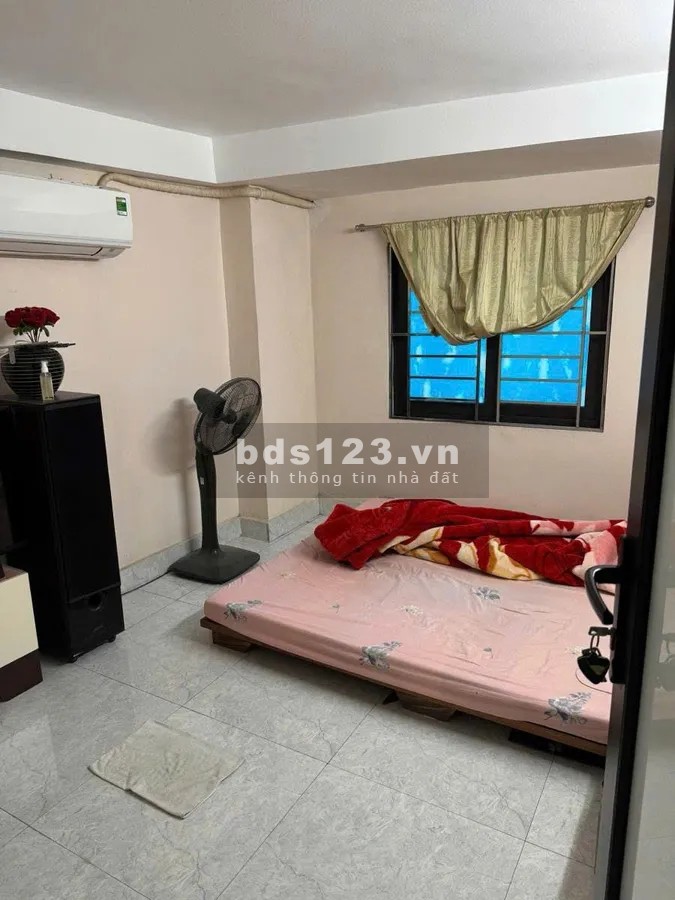 Bán nhà Tựu Liệt, 40m2 x 4 tầng, mặt tiền 4m, giá 4.5 tỷ