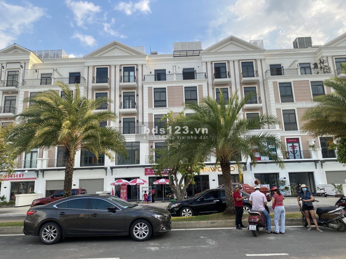 Cập nhật giỏ hàng cho thuê nhà phố - Vinhomes Grand Park mới nhất
