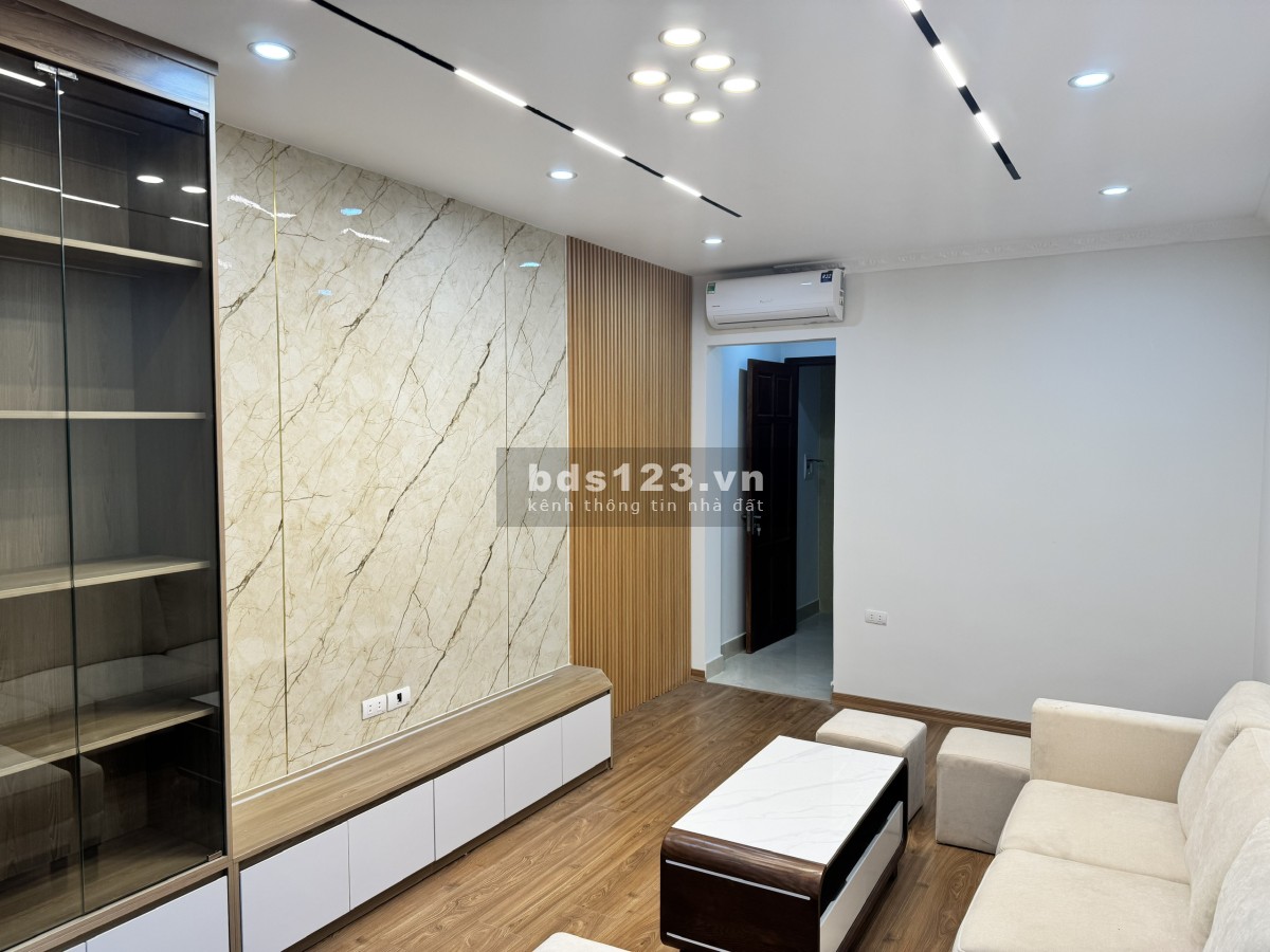 Siêu hiếm! Bán nhà mới xây Trịnh Văn Bô, Nam Từ Liêm 35m², 6 tầng, ôtô đỗ cửa, thang máy
