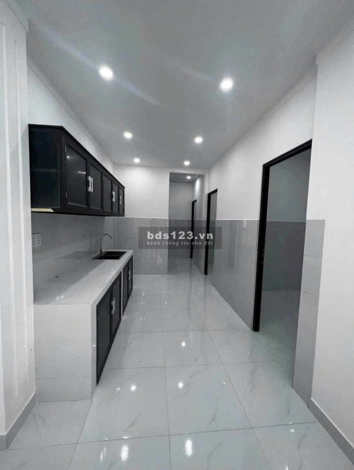 Thanh Lý Căn Nhà Cấp 4 Sổ Riêng Ngay Chợ Bình Chánh