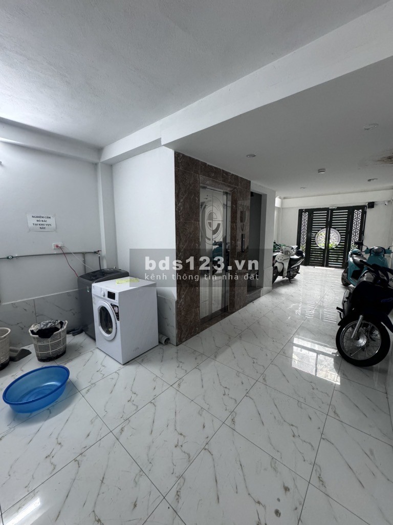 Bán CHDV - Mỹ Đình - 7Tầng Thang Máy - Mt4.3 - Ngõ Cực Nông - Sát Trục Chính - Giá 13Tỷ