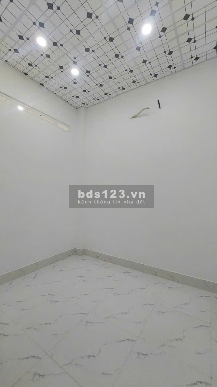 Chỉ 1 TY có thể sở hữu căn nhà rộng rãi ở ngay trung tâm Bình Chánh, HCM.