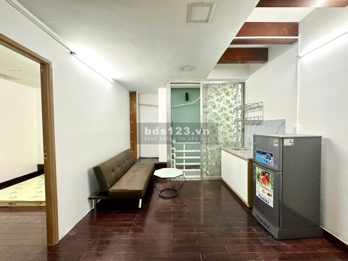 Phòng Căn hộ 1PN, PK 35m2 đủ nội thất - 224/20 Lý Thường Kiệt Q10 (Gần ĐH Bách Khoa, BV 115)