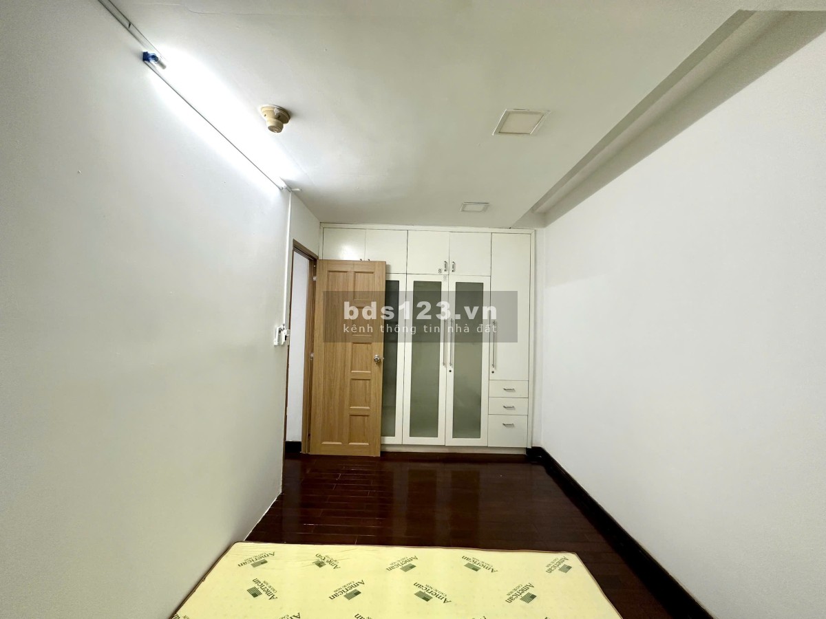 Phòng Căn hộ 1PN, PK 35m2 đủ nội thất - 224/20 Lý Thường Kiệt Q10 (Gần ĐH Bách Khoa, BV 115)