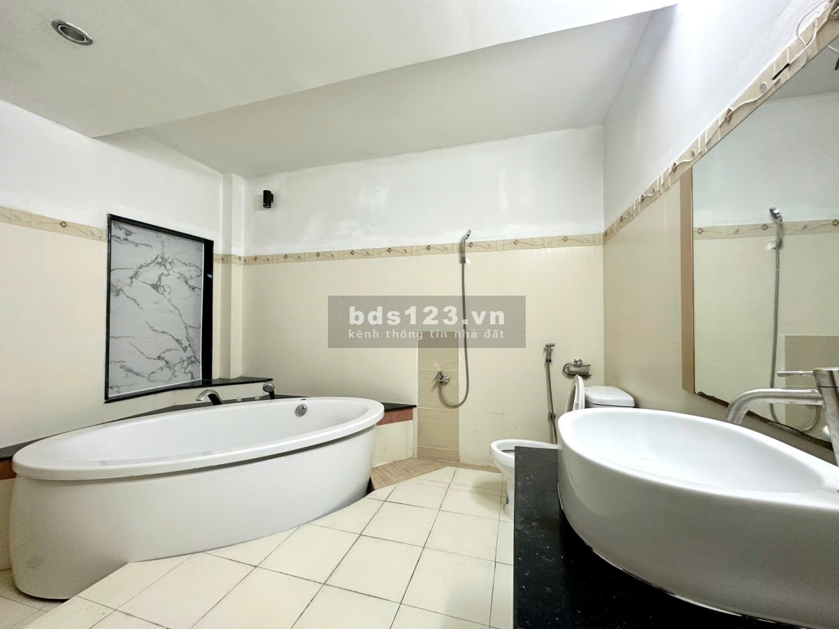 Phòng Căn hộ 1PN, PK 35m2 đủ nội thất - 224/20 Lý Thường Kiệt Q10 (Gần ĐH Bách Khoa, BV 115)