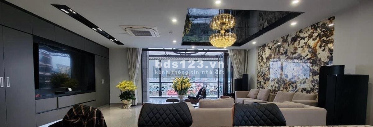 Siêu Phẩm 220m2 Mặt Phố Võng Thị, Bưởi, Tây Hồ. Nhà 8 Tầng Thang Máy, Mặt Tiền 13M, Giá 110 Tỷ