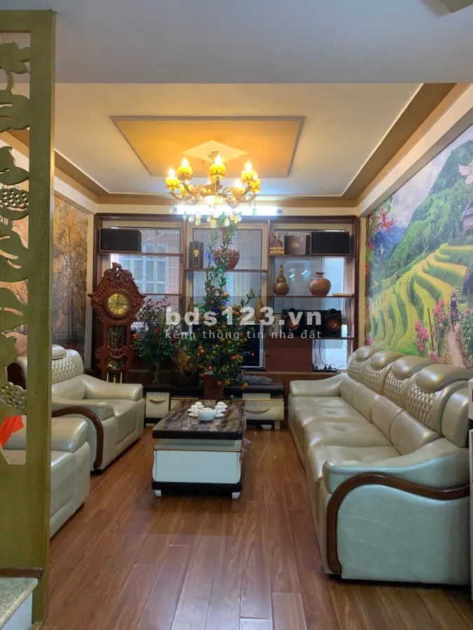 Bán nhà Kim Giang, Thanh Liệt, 37m2 x 6 tầng, giá 9.9 tỷ, ngõ ô tô kinh doanh