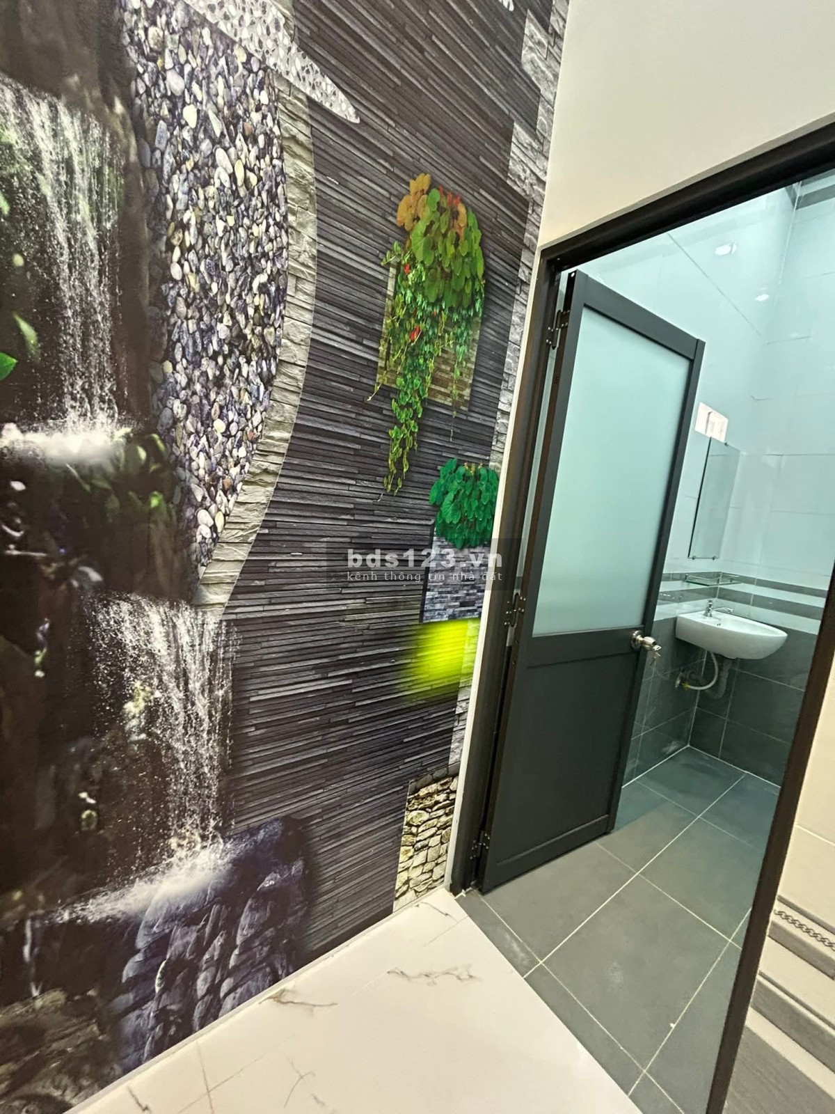 Sắp định cư nên cần bán gấp nhà mặt tiền đường nội bộ khu vực quận 8.