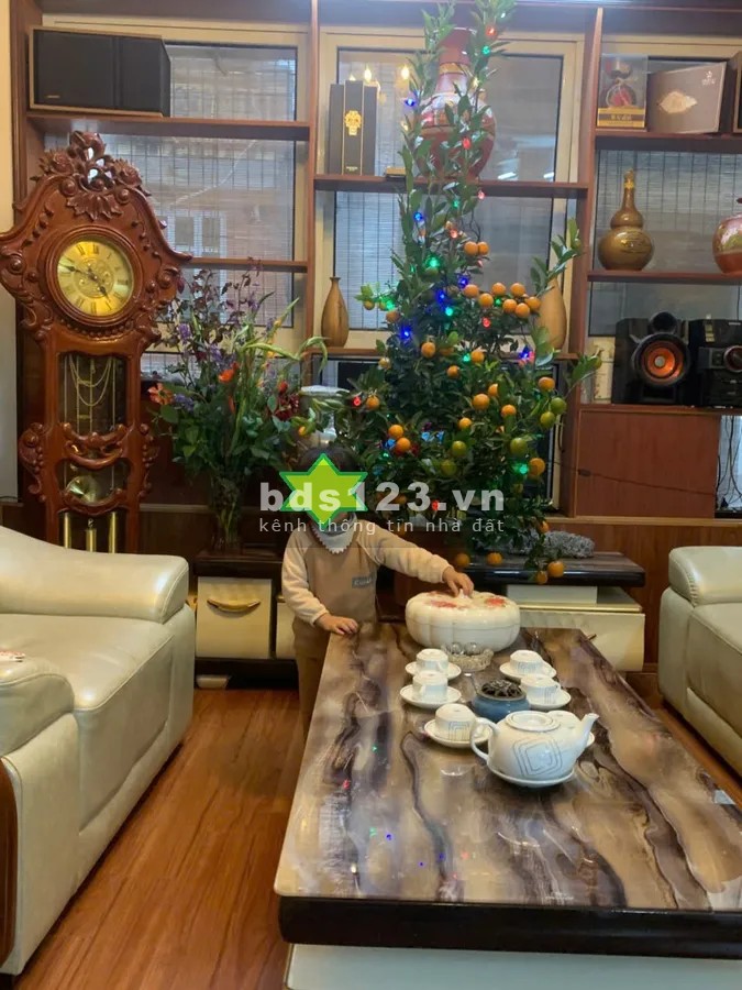 Bán nhà Kim Giang, Thanh Liệt, 37m2 x 6 tầng, giá 9.9 tỷ, ngõ ô tô kinh doanh