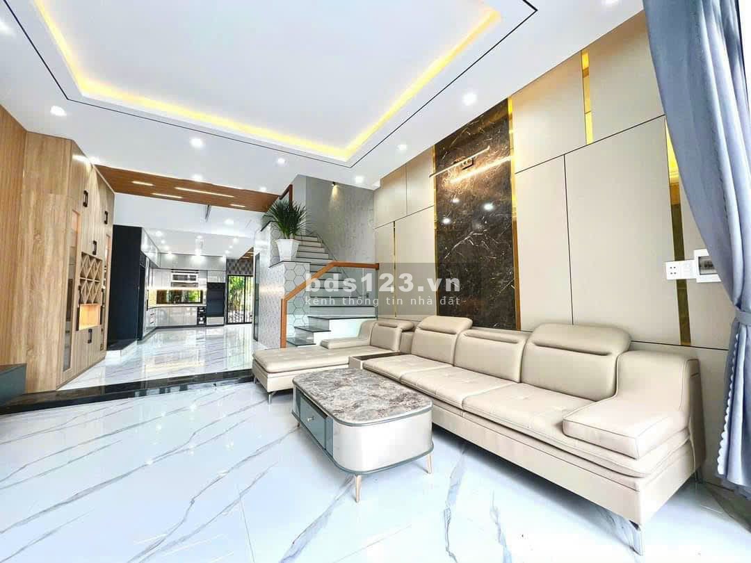 Bán nhà 3 tầng full nội thất – Thanh Lương 18