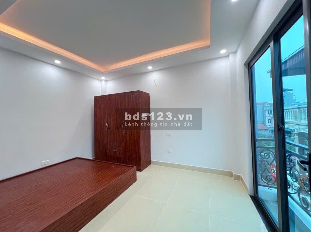 Bán Nhà Di Trạch - Nhà mới, 4 tầng rộng rãi, an ninh tốt, đường thông thoáng