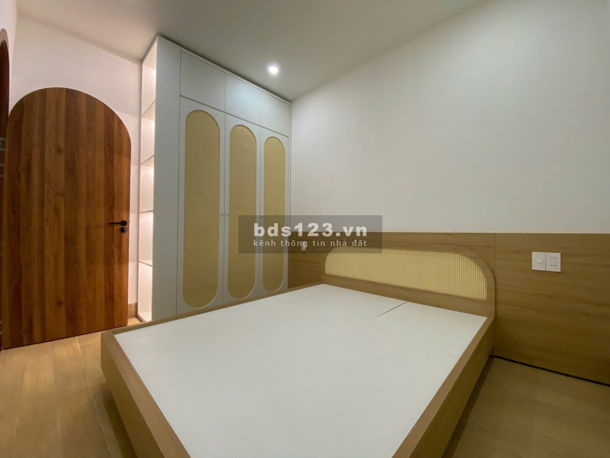 Bán nhà mới 3 tầng – Hải Châu – Hoà Cường