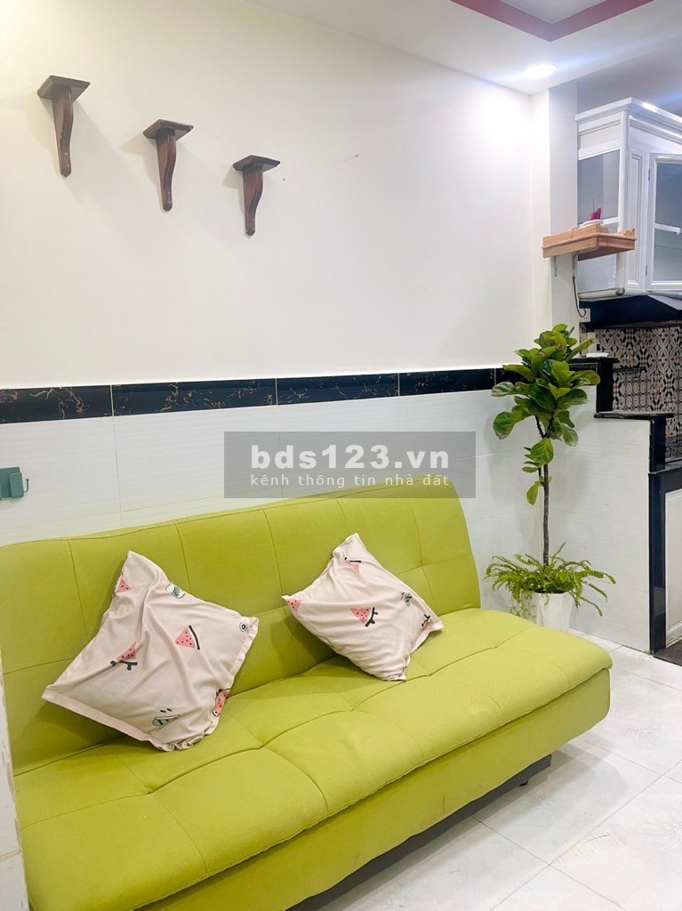 Bán nhà Phường 1, Quận Bình Thạnh Lê Văn Duyệt 4 tầng trệt 2 lầu ST.